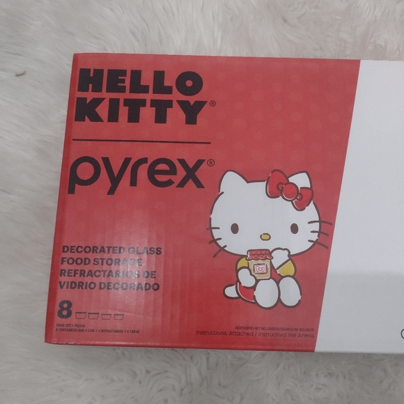 Hello Kitty Pyrex 8 Set. - Picture 4 of 6
